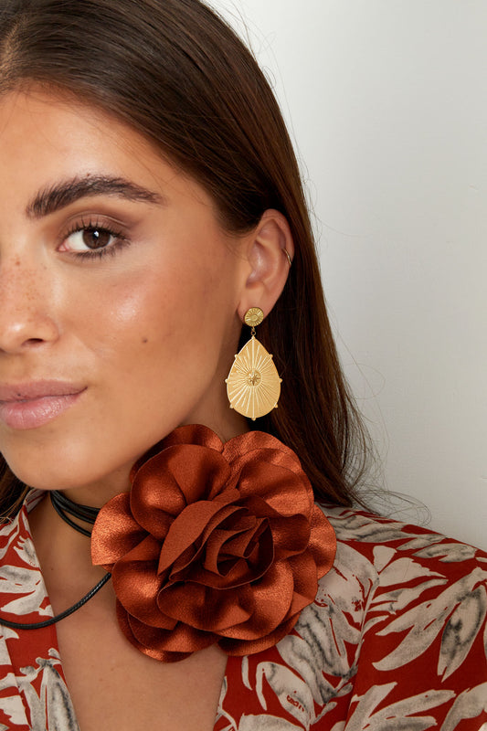 Rope Necklace Flower Pink