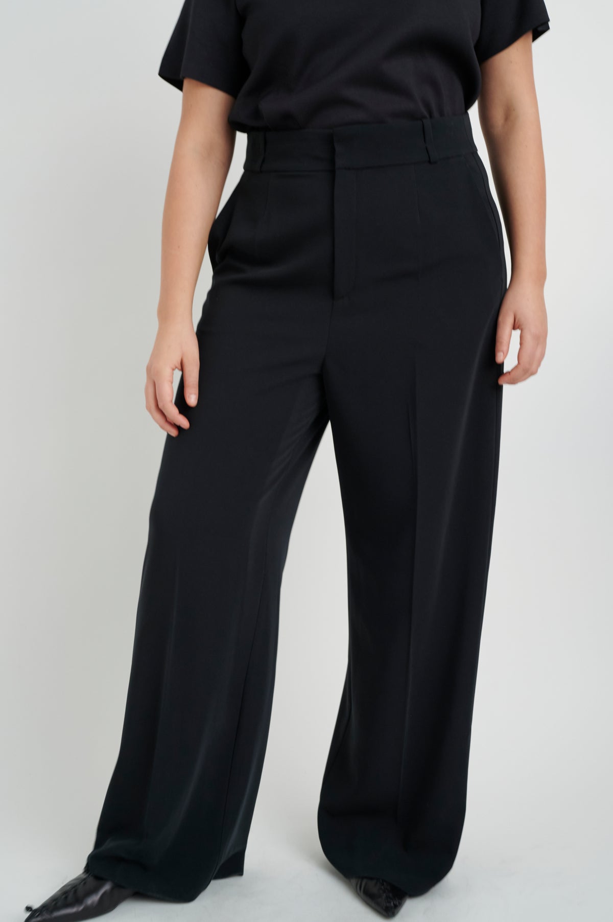 Adian vox wide pants Black