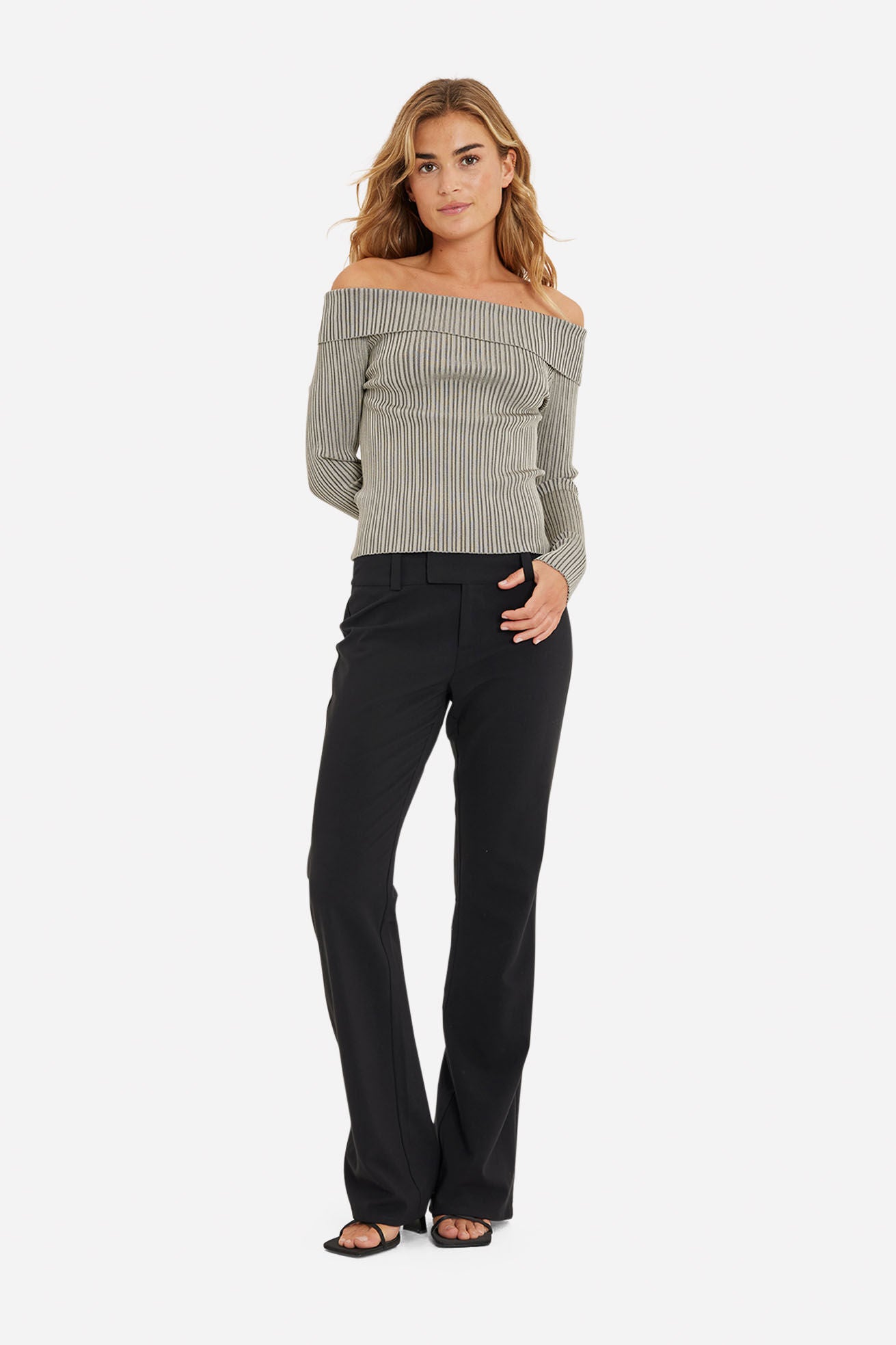Cedar Knit Grey Silver