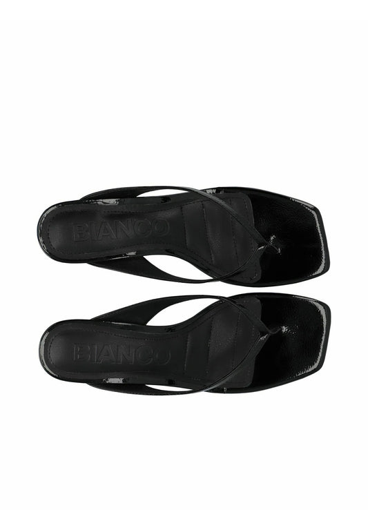 Spice toe sandal Black