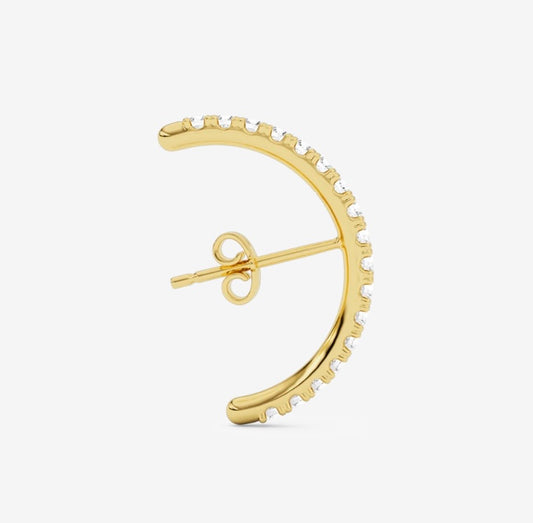 Diamond hug earstud 30 Gold diamond