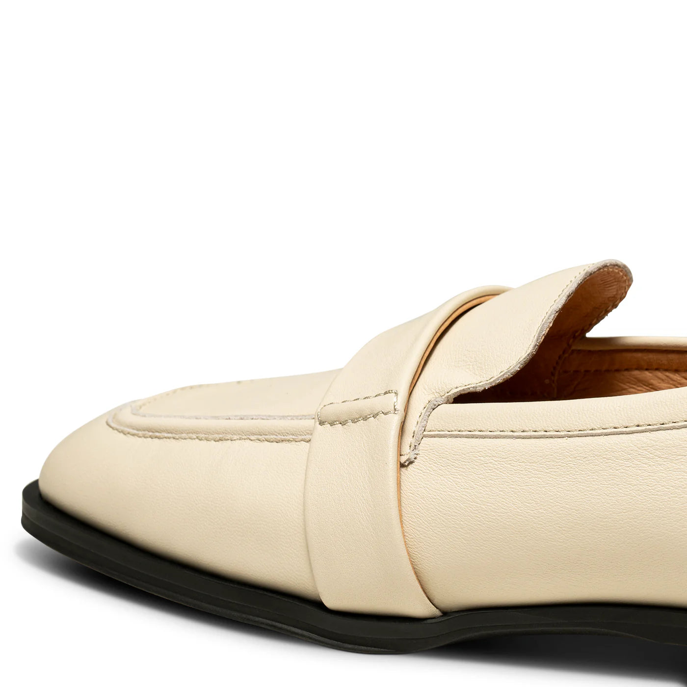 Loafer leather Off white