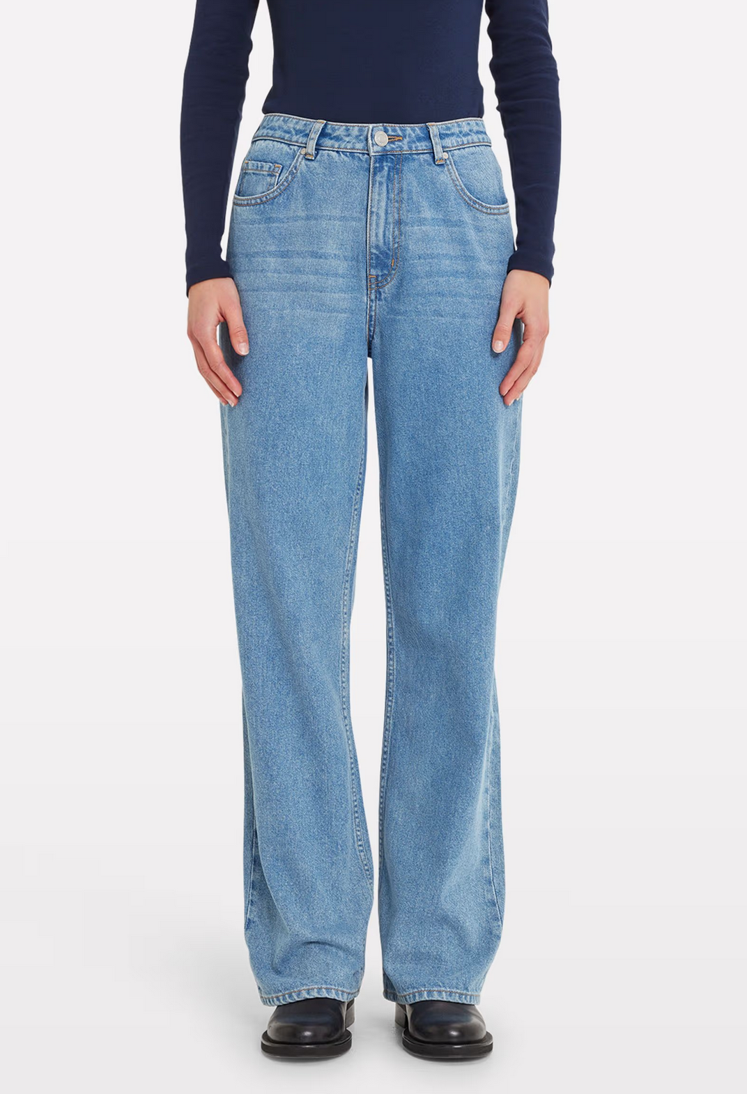 Bree jeans Medium blue jeans