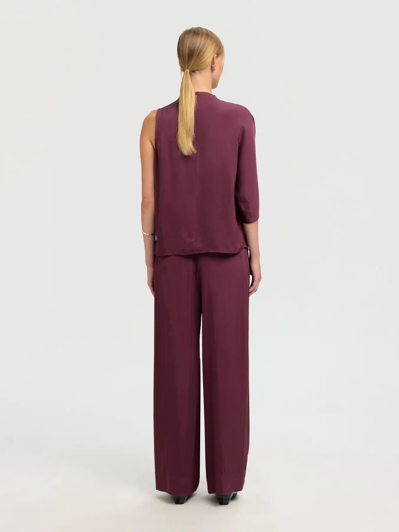 Laurina one shoulder cowl top Fig
