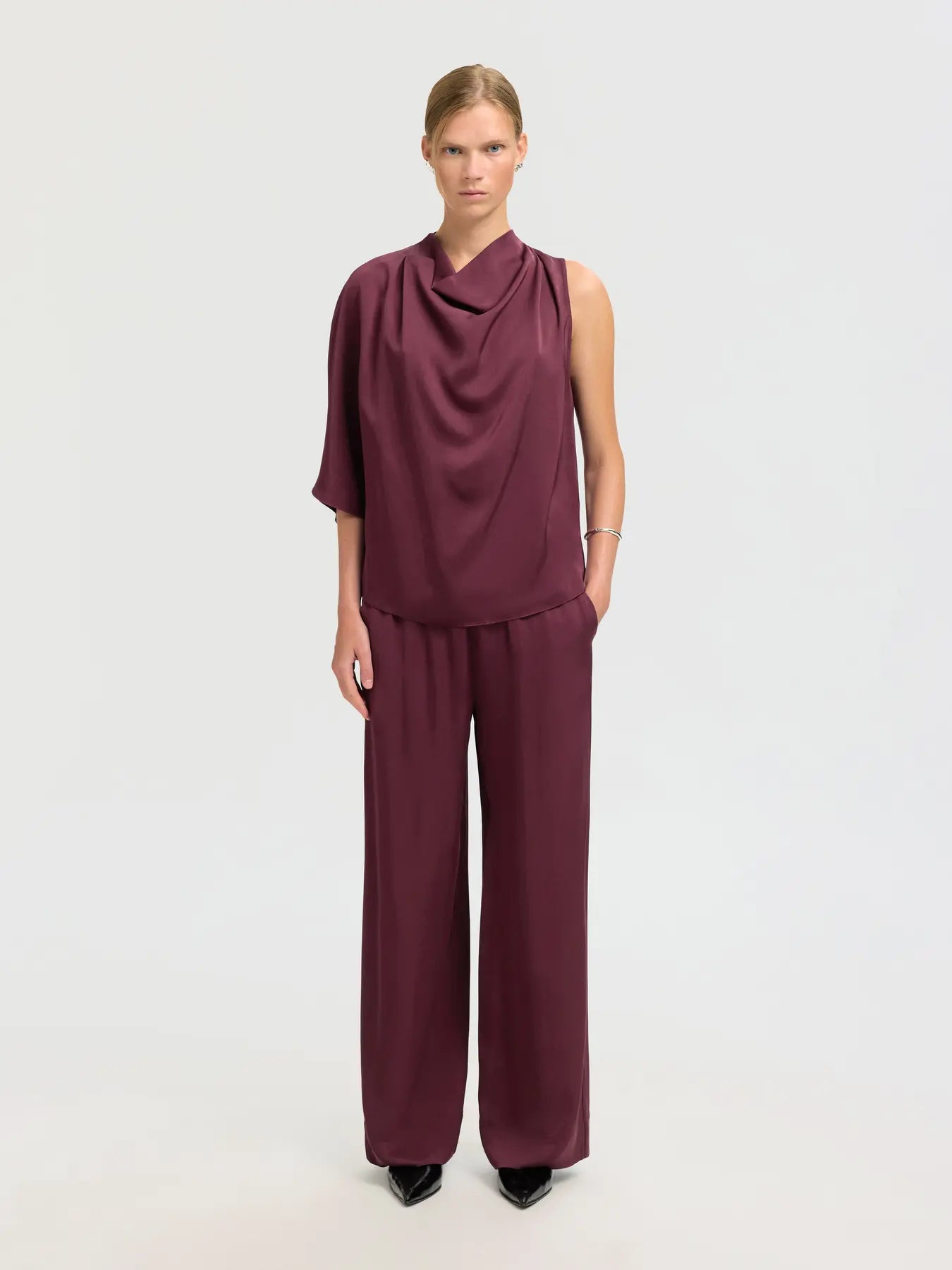 Laurina one shoulder cowl top Fig