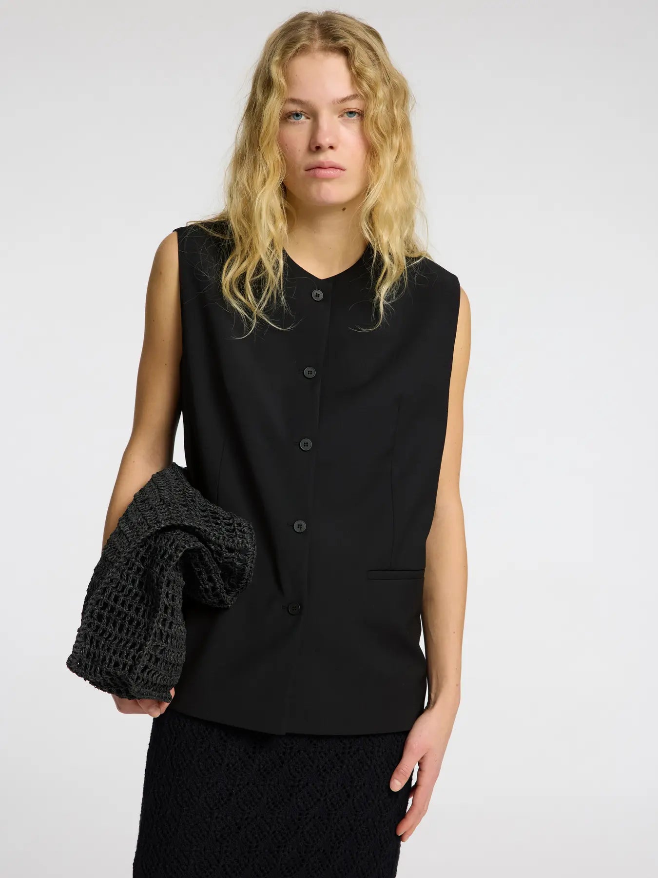 Abbi vest Black