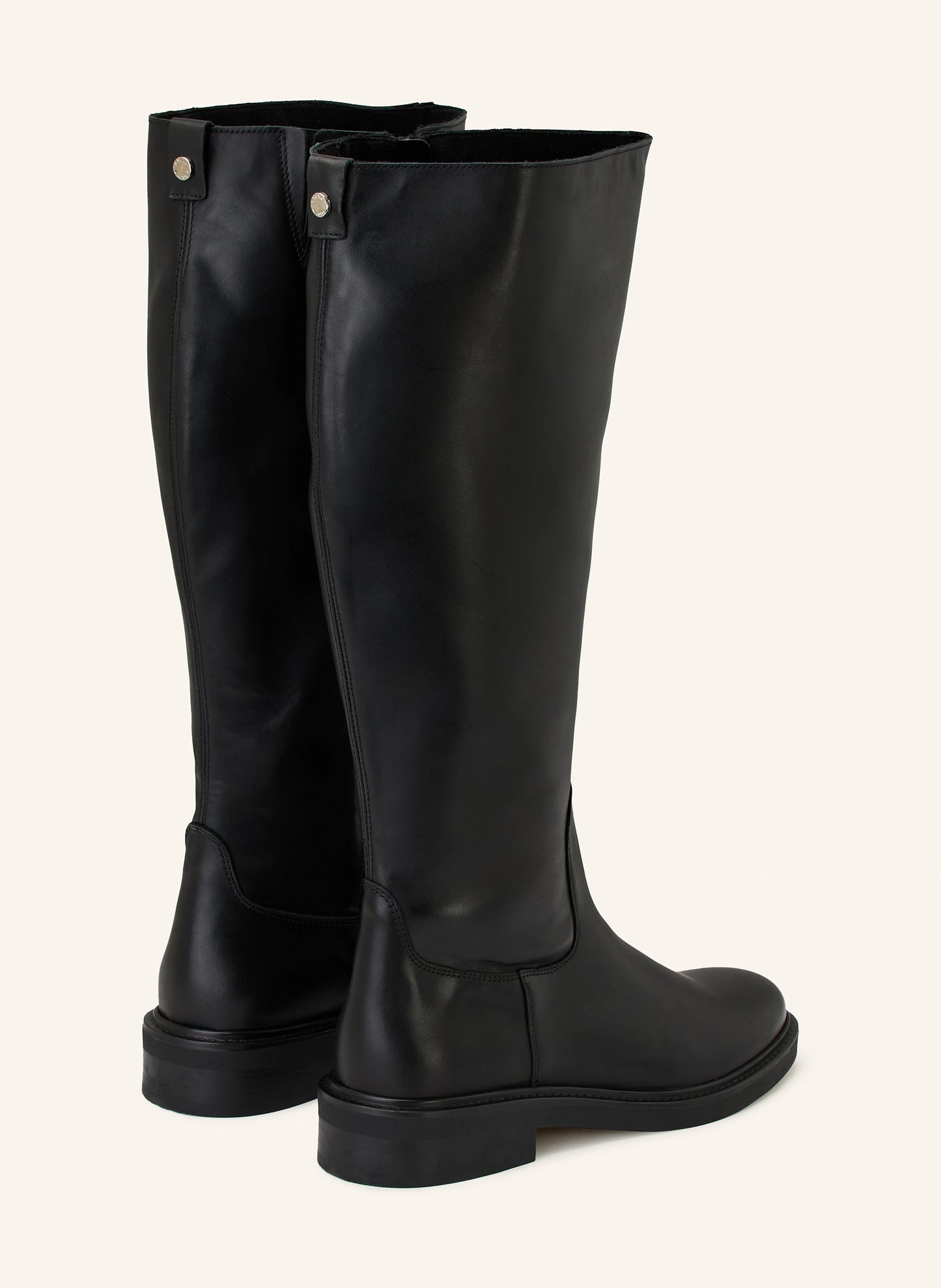 Neva boots Black