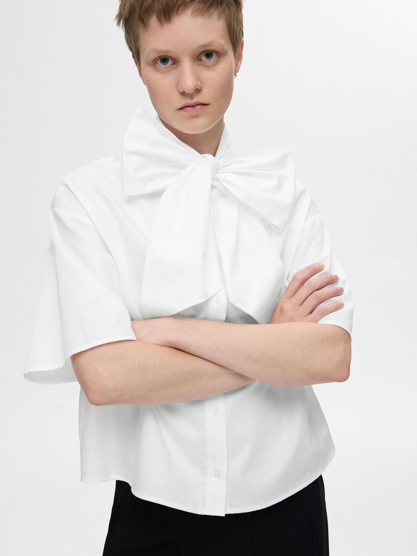 Bow shirt Bright white