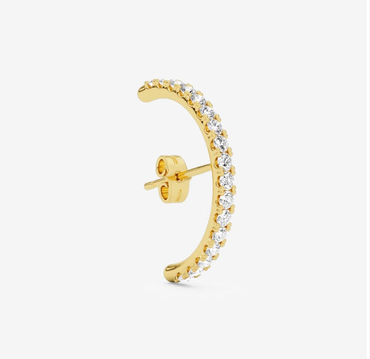 Diamond hug earstud 30 Gold diamond