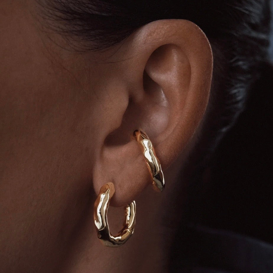 Molten Kos ear cuff Gold