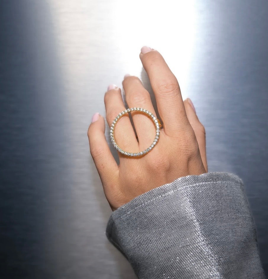 Joy diamond ring Gold diamond