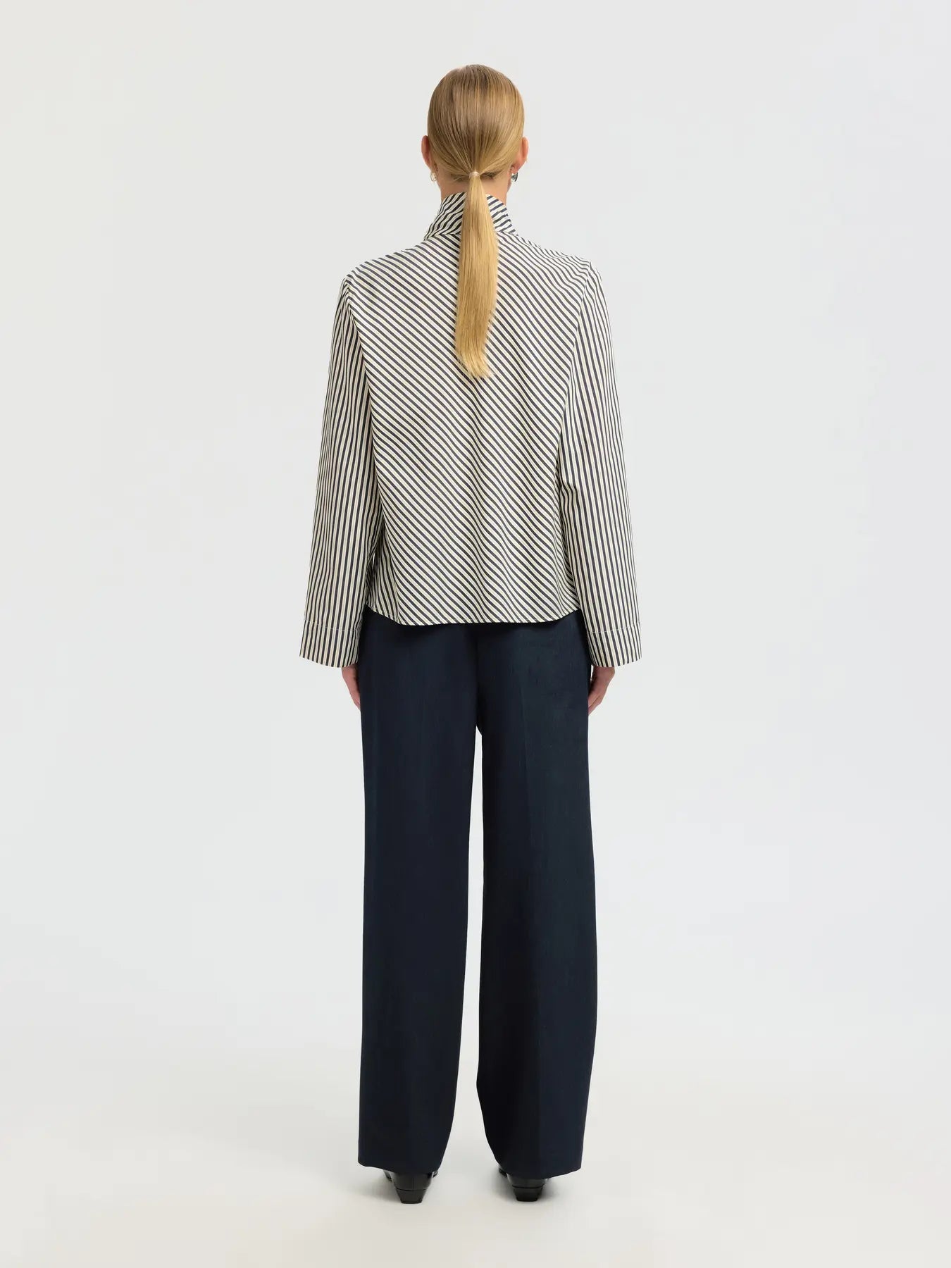 Charlotte LS scarf top Black/ White stripe