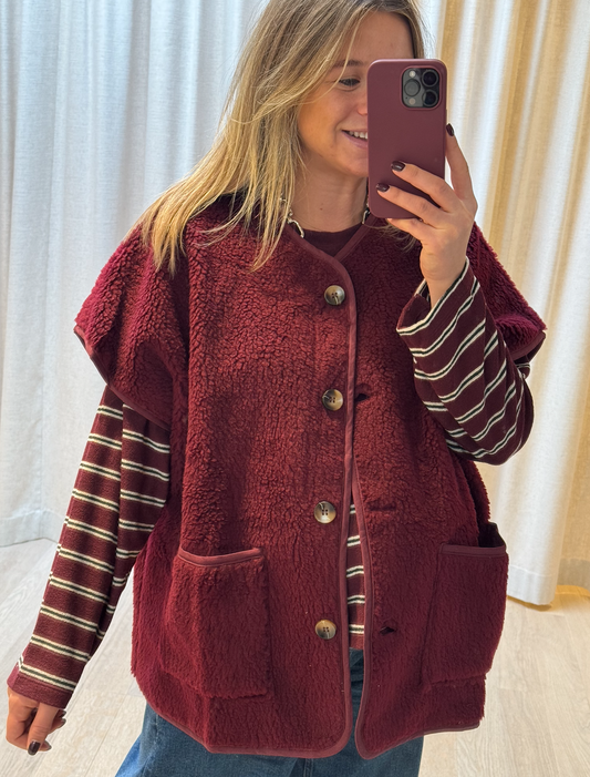 Teddy Vest Burgundy