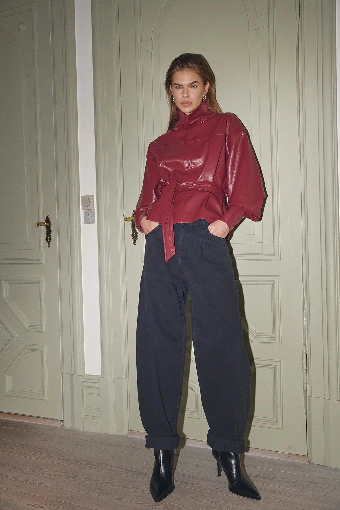 Akira barrel pants Black