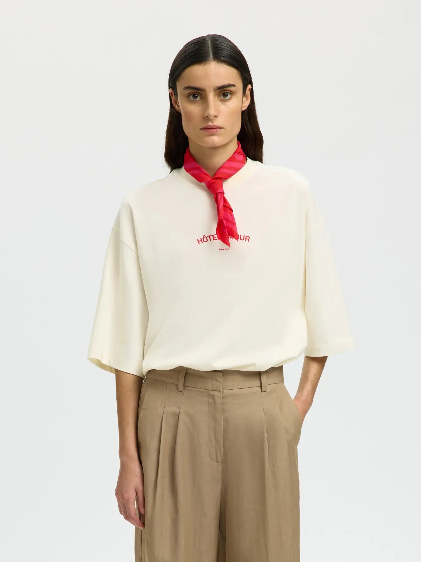 Boxy Lia SS hotel amour tee Egret