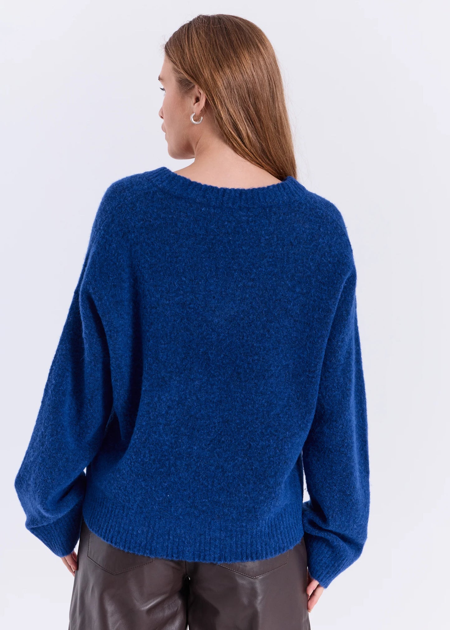 Hali v-neck knit Blue