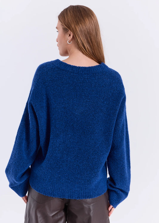 Hali v-neck knit Blue