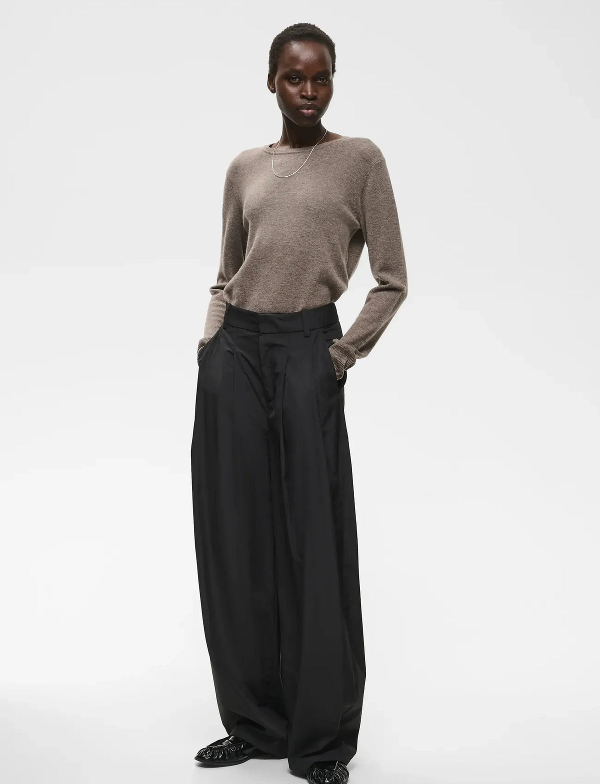 Ogata pants Black
