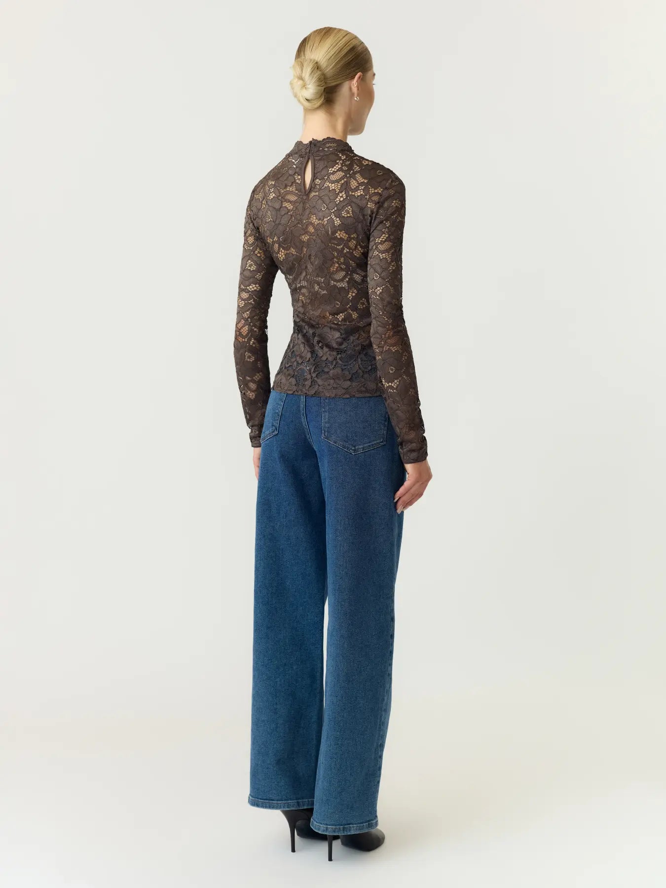 Lacey Ls lace top Chocolate brown
