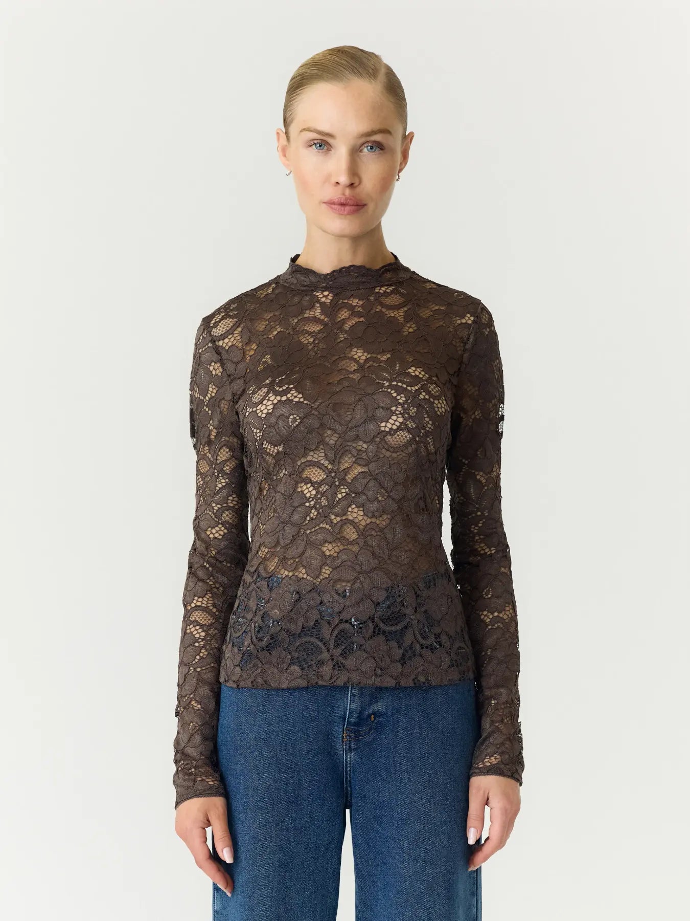 Lacey Ls lace top Chocolate brown