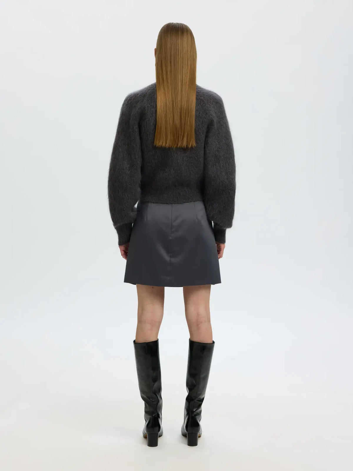 Mira LS knit short o-neck Asphalt