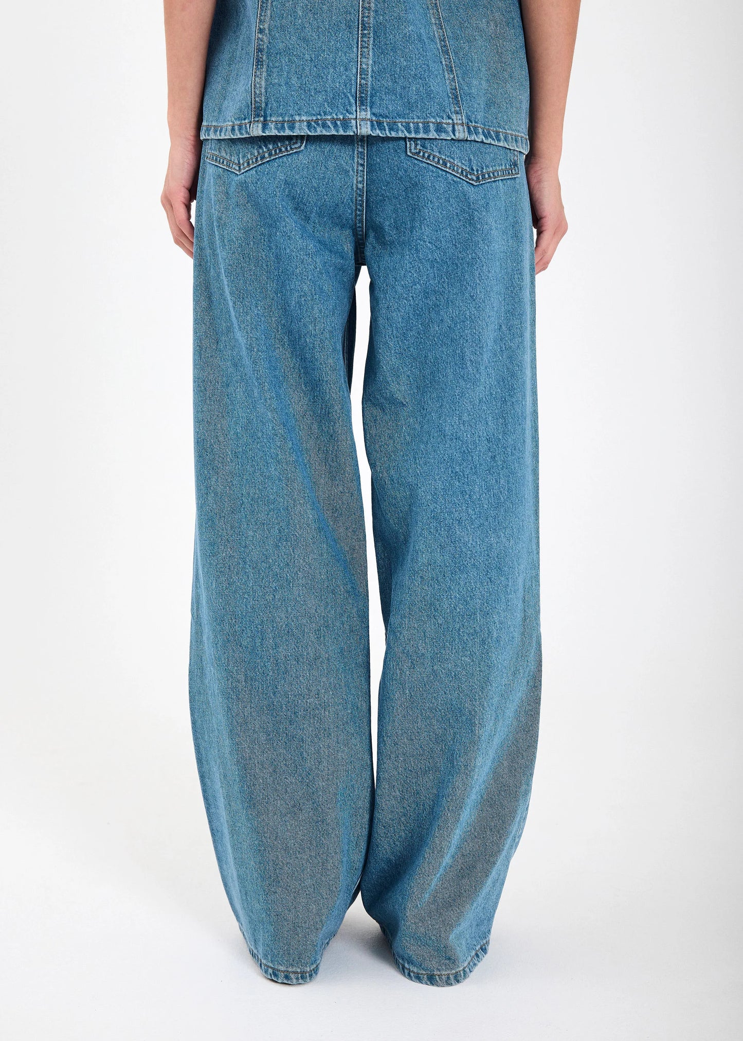 Kenzie wide button jeans Medium blue denim