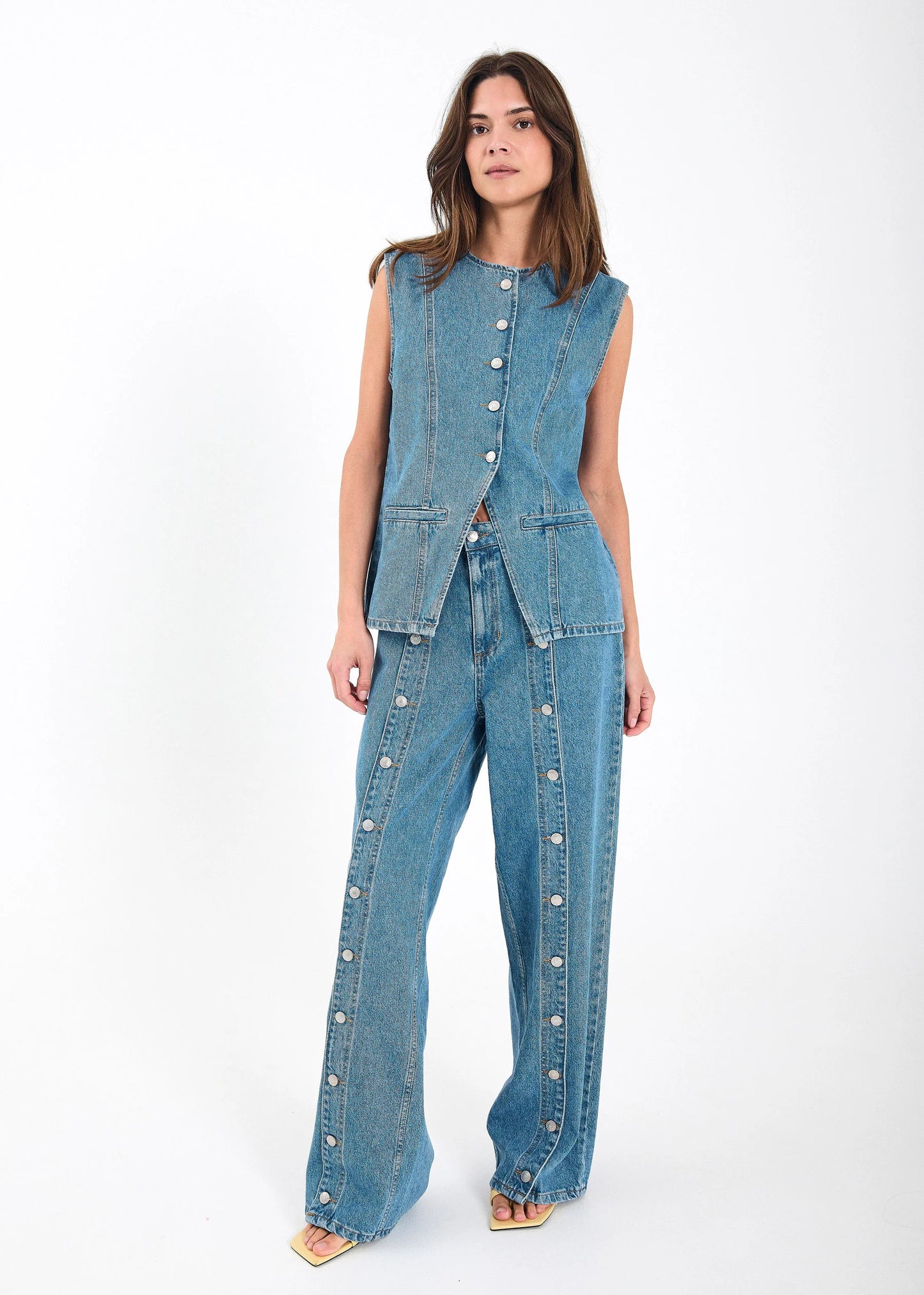 Kenzie wide button jeans Medium blue denim