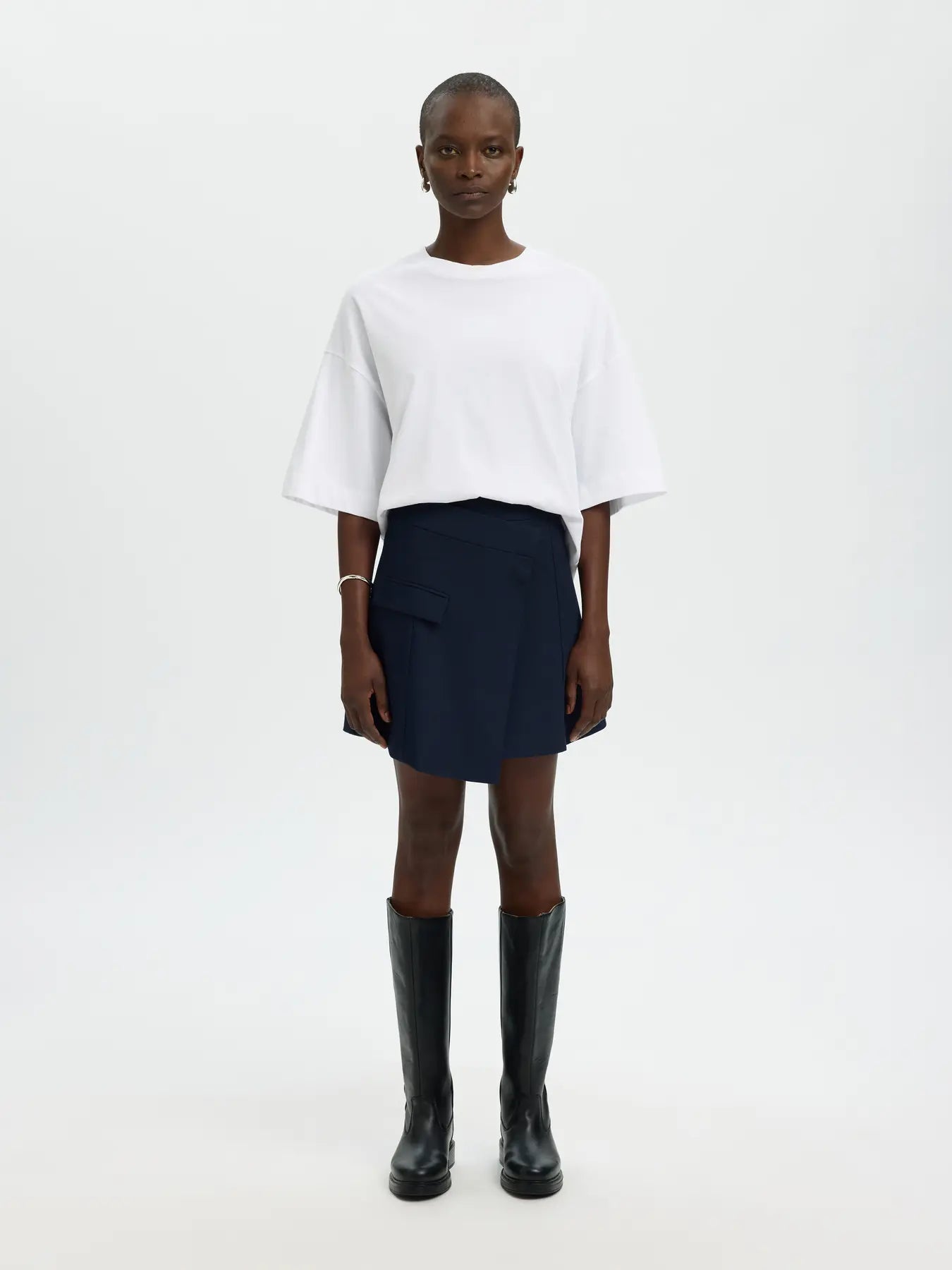 Tora HW short asymetric skirt Dark Sapphire